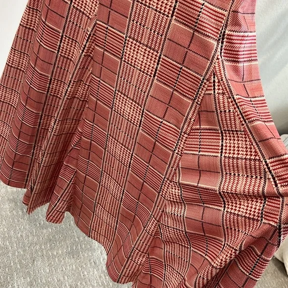 En Saison (Anthropologie) red check/houndstooth pattern - EUC - size XS